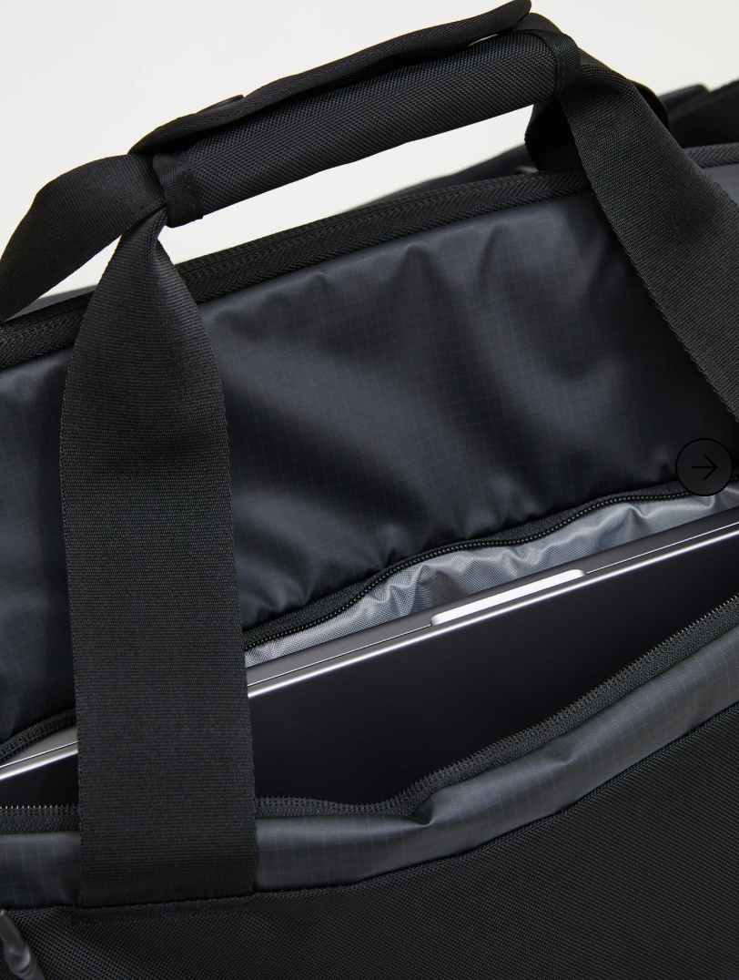 Peak Vertical Duffle Bag 40L