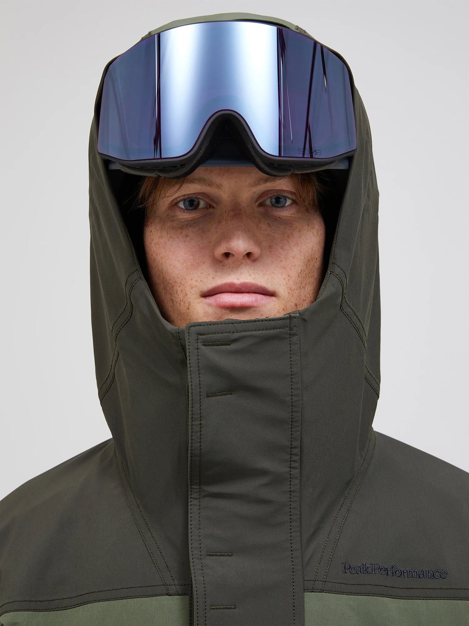 Peak 2L Stretch Parka Olive