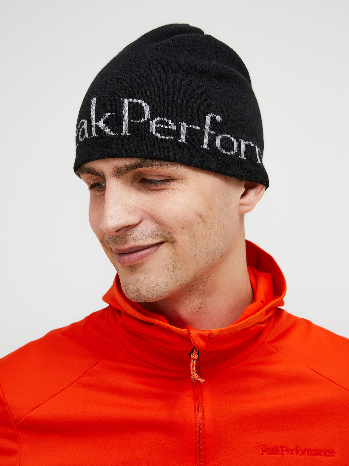 Peak Performance PP Hat – Black / Lt Grey