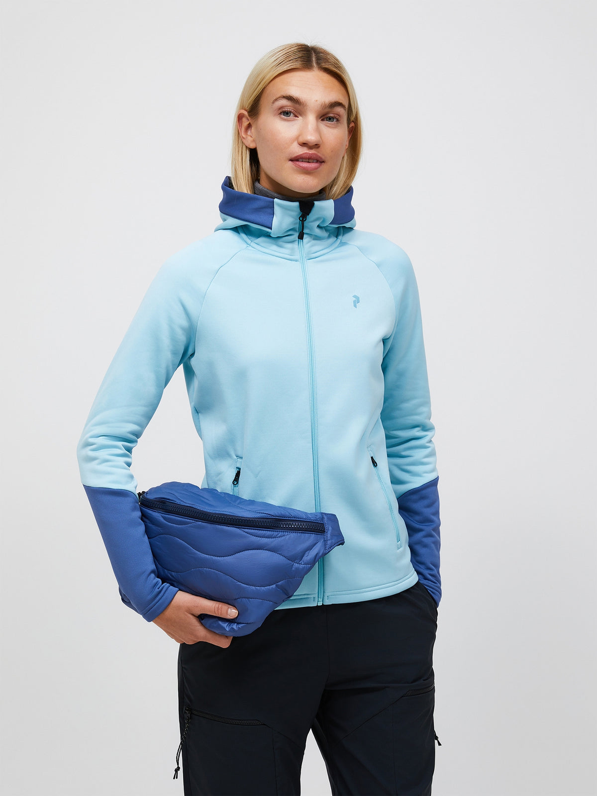 Peak Performance Rider Essentials Zip Hood Dame – Snowmelt / Summit Sky