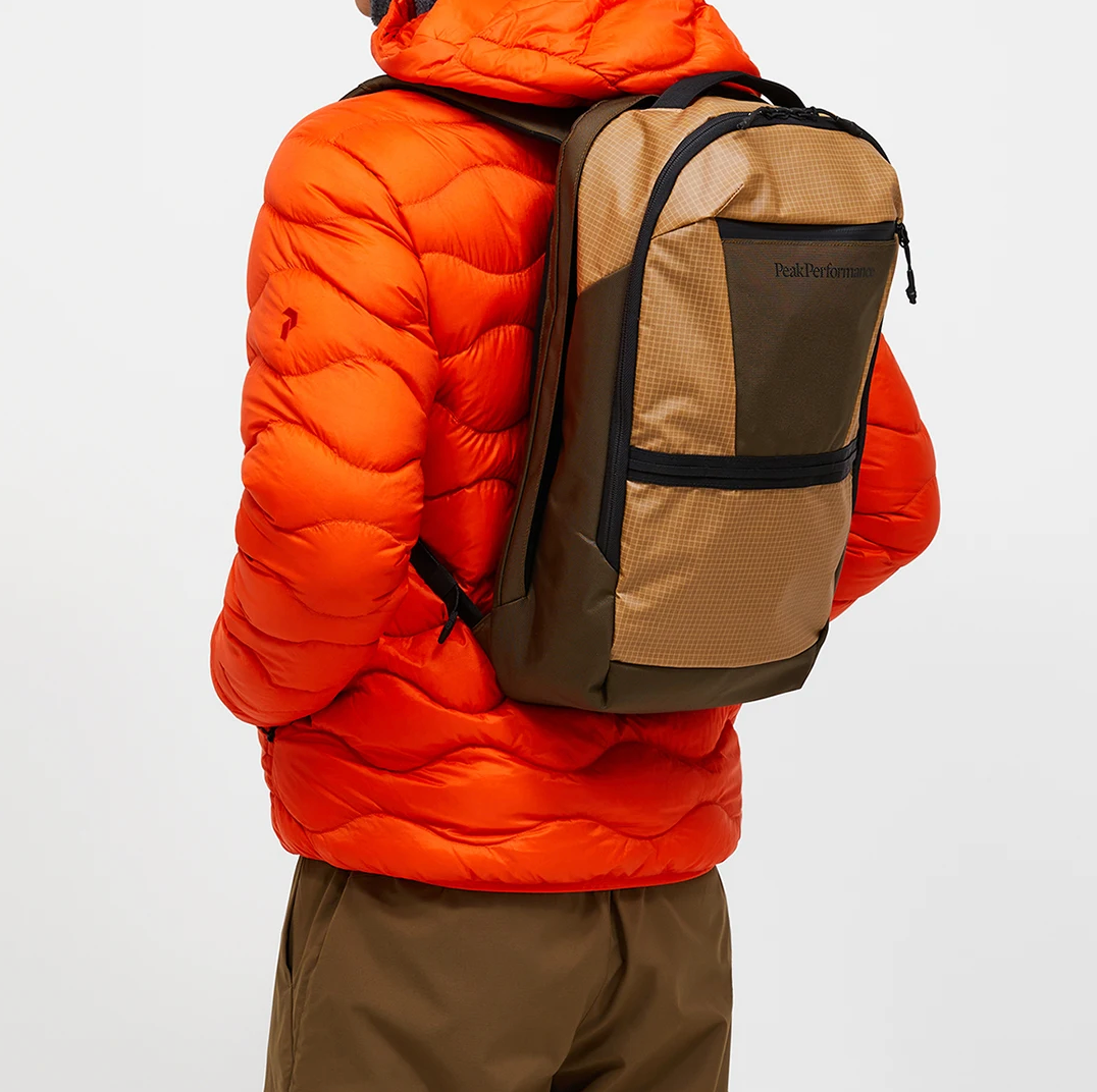 Peak Commuter Backpack Sand