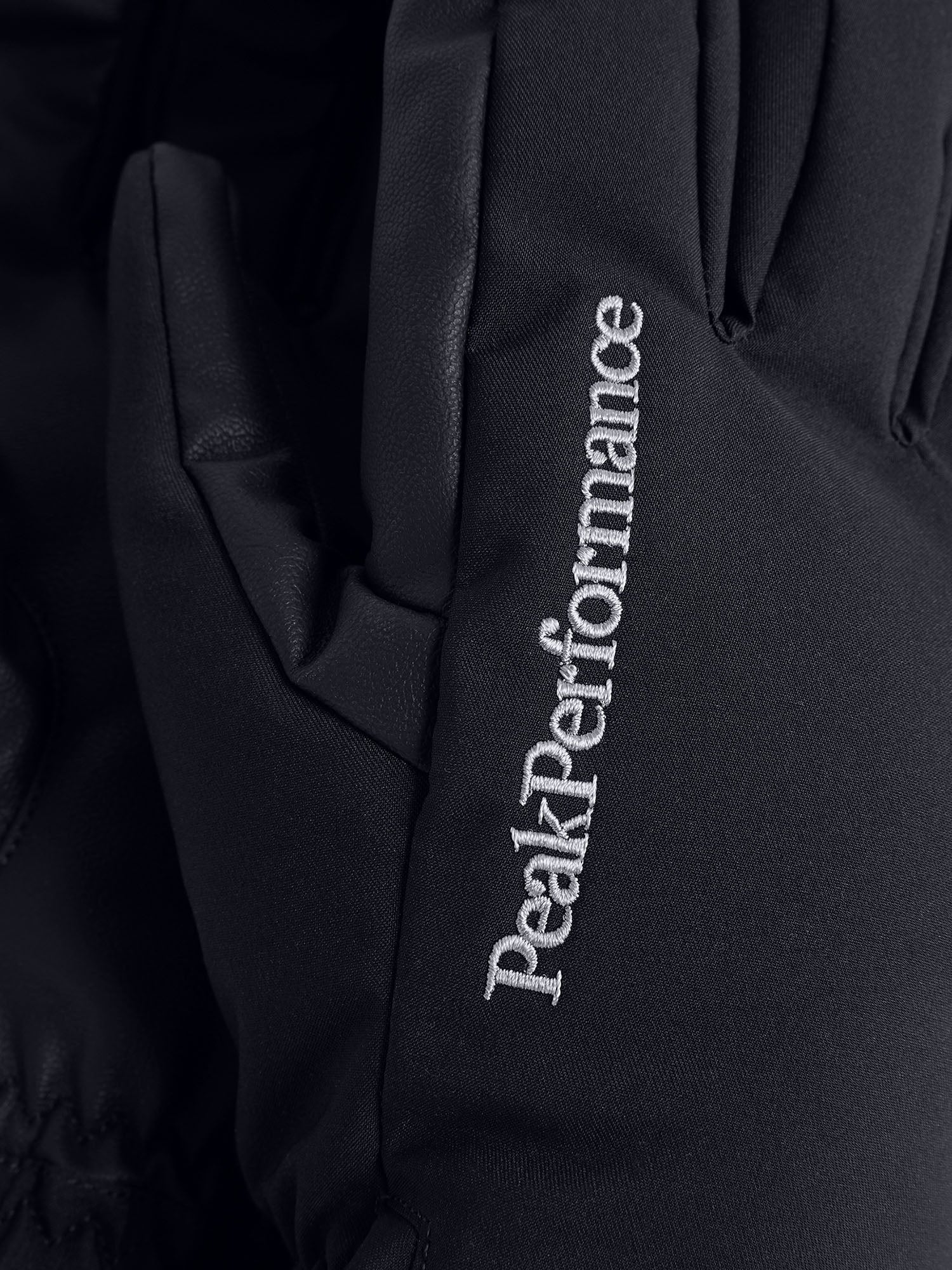 Peak Unite Glove Black